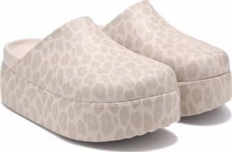 Elevate Your Comfort with the Women’s Dylan Platform Clog at Famous Footwear